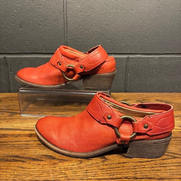 FRYE Carson Western Bootie Mules Red Leather Harness Shoes 70160 Women's 7 B - Picture 2 of 12